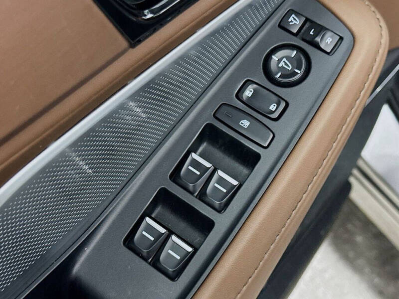 2025 Acura MDX w/Tech