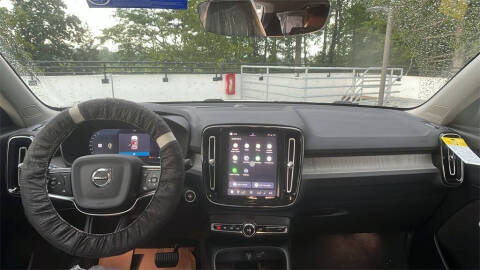 2026 Volvo XC40 B5 Plus