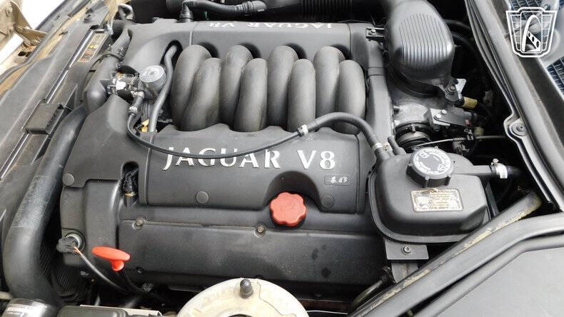 2000 Jaguar XK-Series XK8