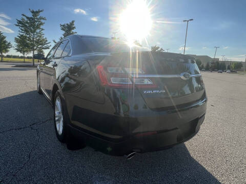 2014 Ford Taurus SEL