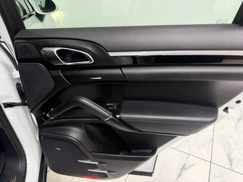 2017 Porsche Cayenne