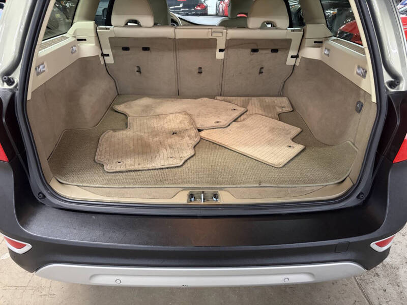 2010 Volvo XC70 3.2
