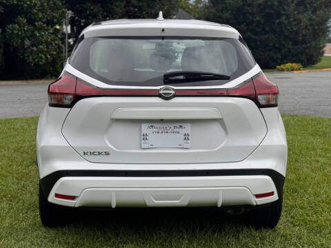 2023 Nissan Kicks S
