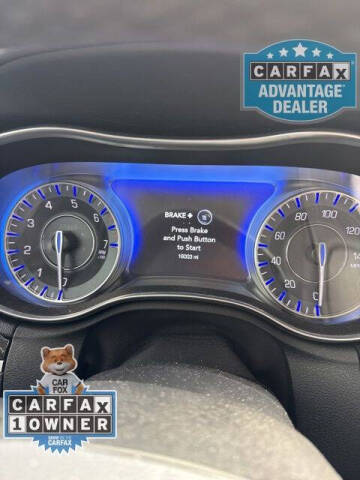 2023 Chrysler 300 Touring