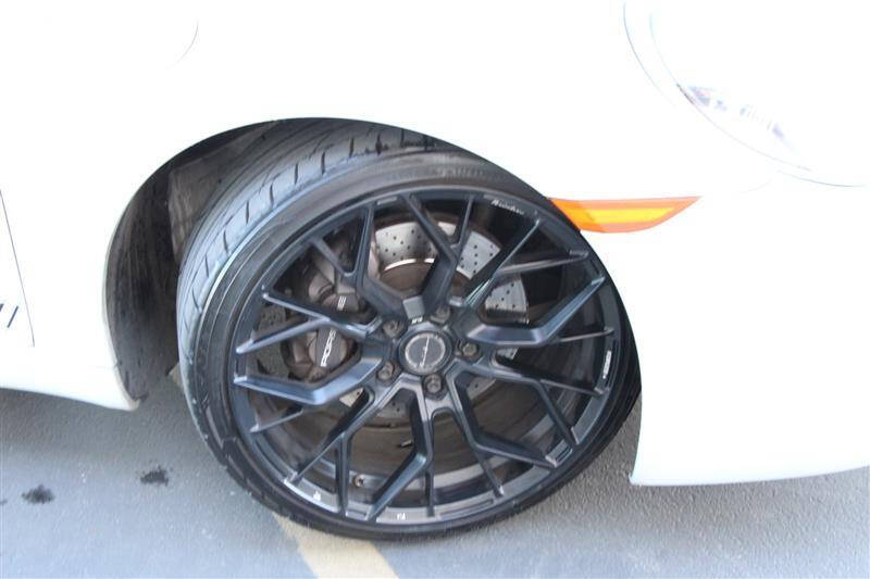 2017 Porsche 911 Carrera