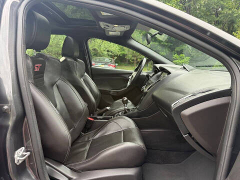 2017 Ford Focus ST