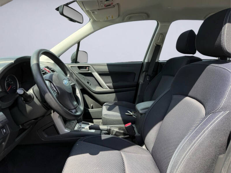 2015 Subaru Forester 2.5i