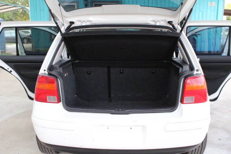 2004 Volkswagen Golf GL