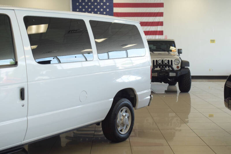 2014 Ford E-Series E-350 SD XLT