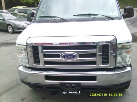 2011 Ford E-Series E-350 SD XLT