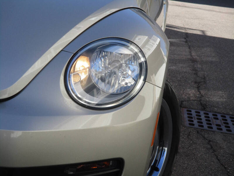 2012 Volkswagen Beetle 2.5L