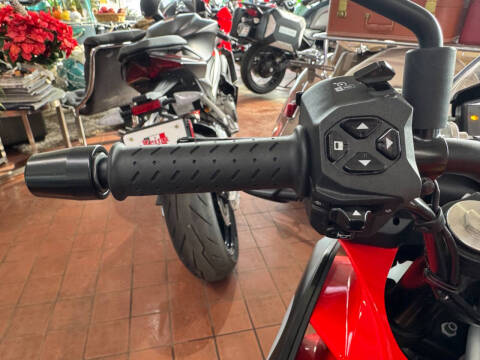 2021 Aprilia Tuono 660
