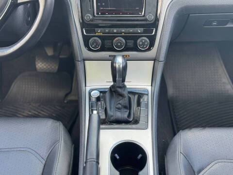 2019 Volkswagen Passat Wolfsburg