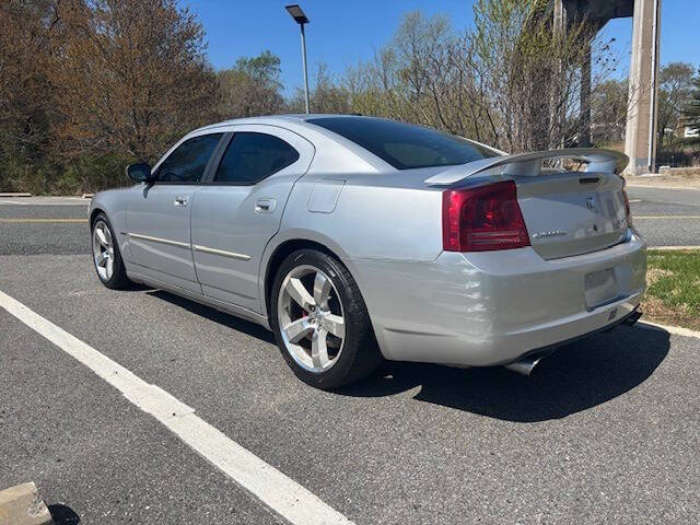 2007 Dodge Charger SRT-8