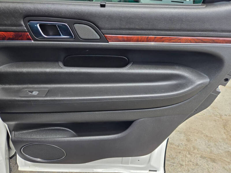 2010 Lincoln MKT EcoBoost