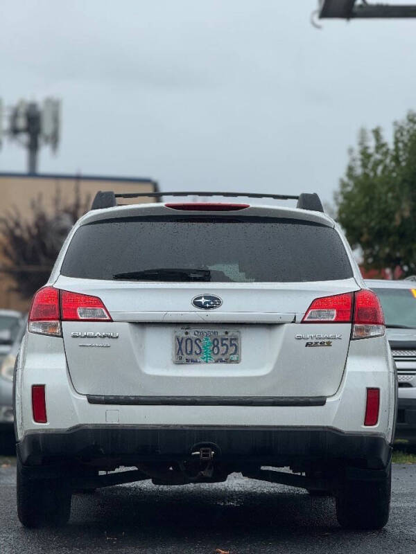2010 Subaru Outback 2.5i Limited