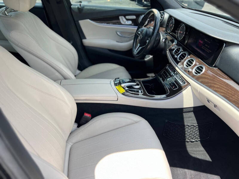 2019 Mercedes-Benz E-Class E 300
