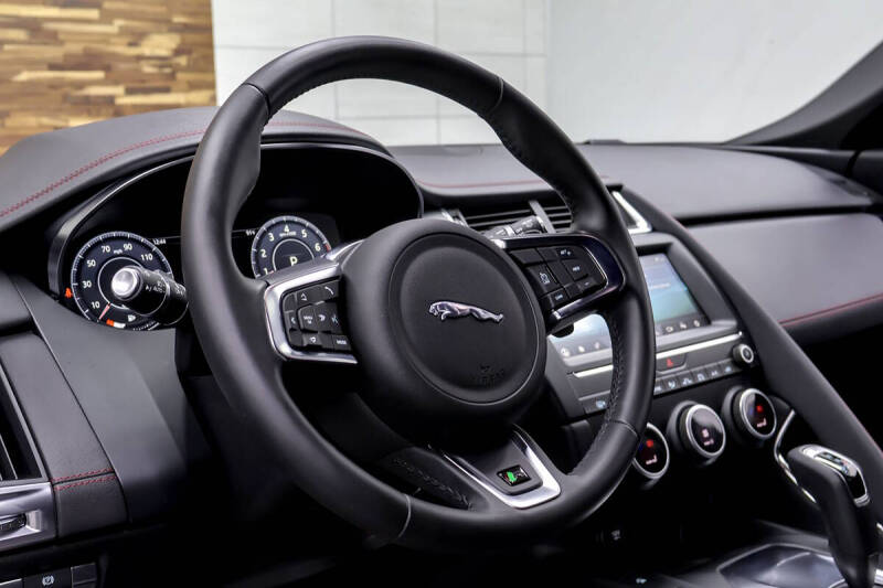 2020 Jaguar E-PACE P250 Checkered Flag Edition