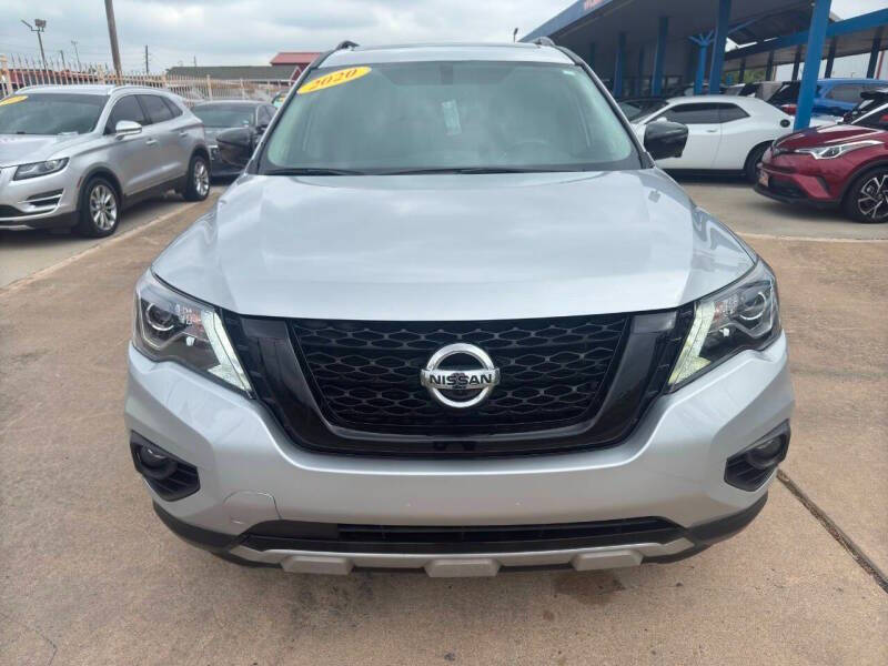 2020 Nissan Pathfinder SL