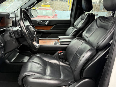 2018 Lincoln Navigator Premiere