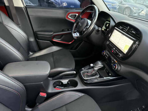 2023 Kia Soul GT-Line