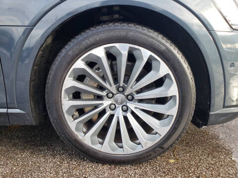 2019 Audi e-tron quattro Prestige