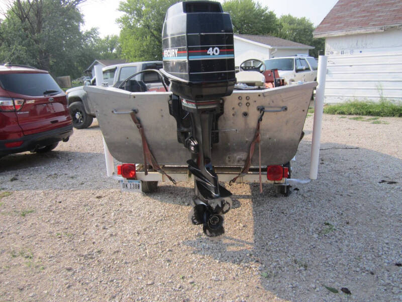 1981 Lowe Boats boat