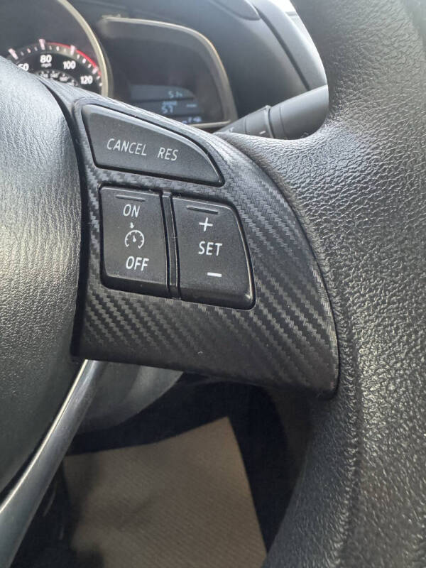 2016 Mazda MAZDA3 i Sport