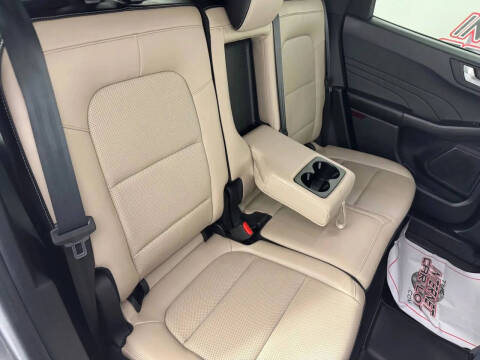 2021 Ford Escape SEL