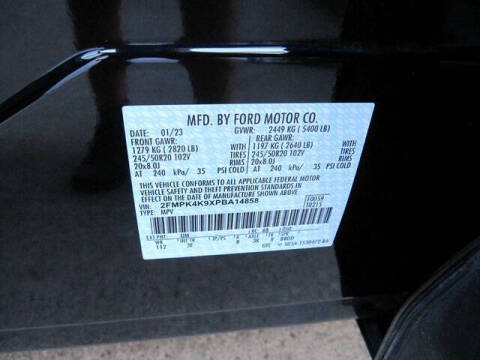 2023 Ford Edge Titanium