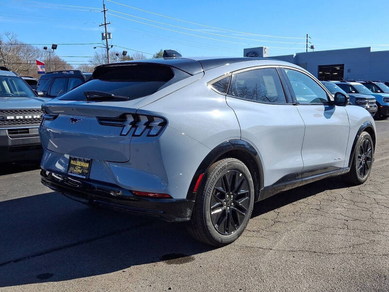 2025 Ford Mustang Mach-E Premium