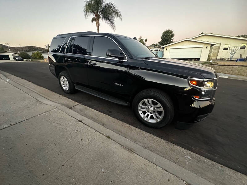 2016 Chevrolet Tahoe LS photo 2