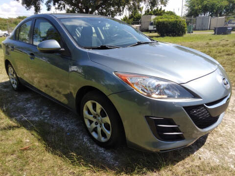 2013 Mazda MAZDA3 i SV