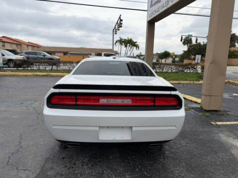2014 Dodge Challenger R/T Classic