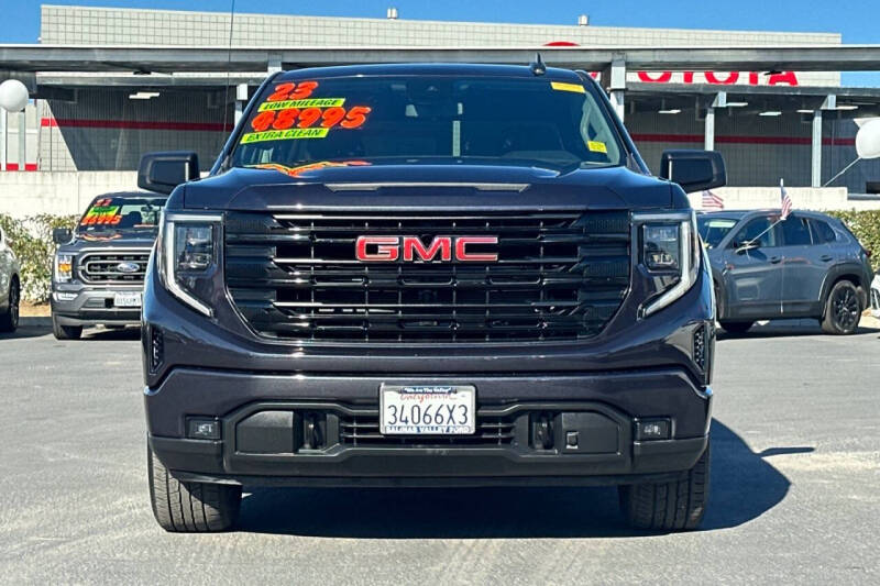2023 GMC Sierra 1500 Elevation