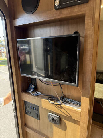 2017 FLAGSTAFF LITE 19 FD