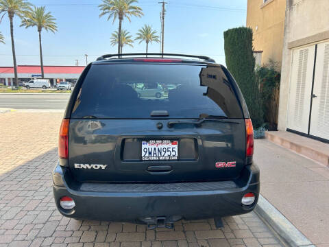 2005 GMC Envoy SLE