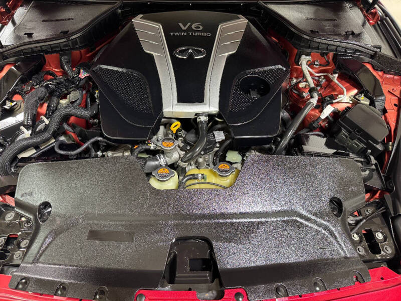 2017 Infiniti Q60 Red Sport 400