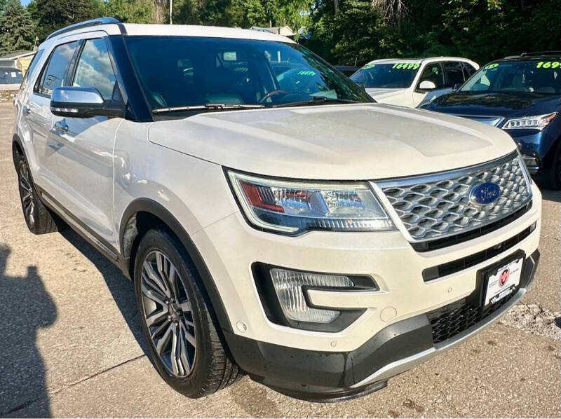 2017 Ford Explorer Platinum