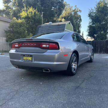 2014 Dodge Charger SXT