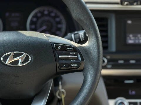 2020 Hyundai Elantra
