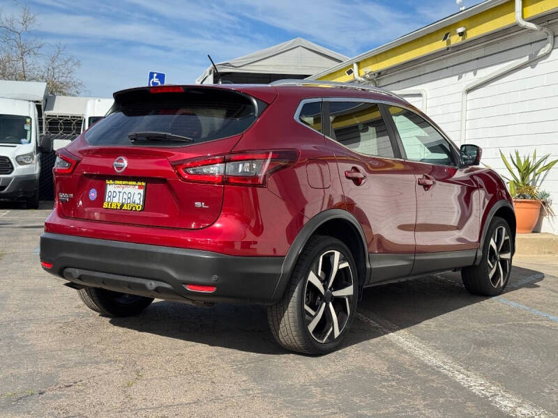 2020 Nissan Rogue Sport SL