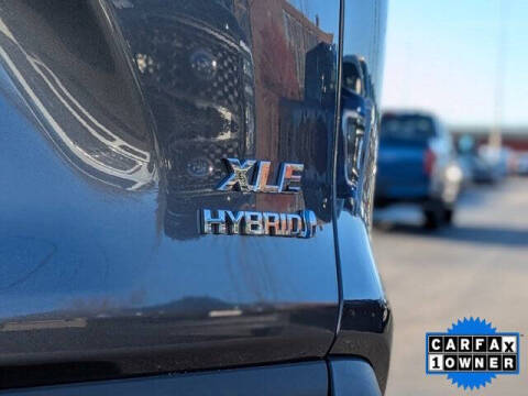 2021 Toyota RAV4 Hybrid XLE