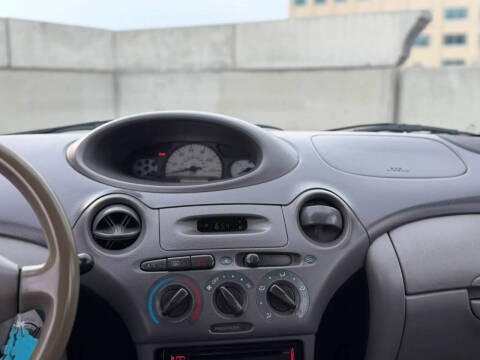 2000 Toyota ECHO