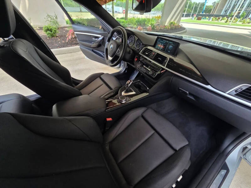2017 BMW 3 Series 330i