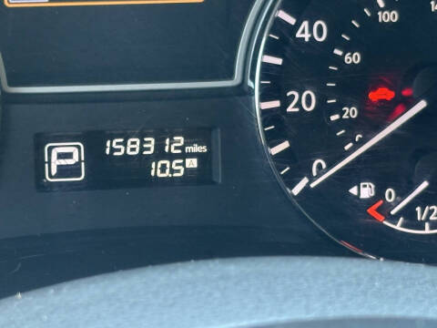 2014 Nissan Pathfinder SV