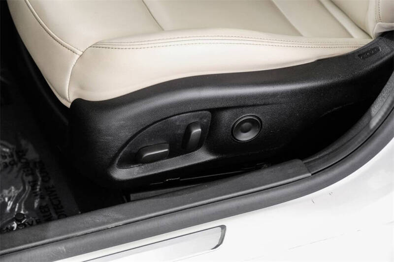 2021 Cadillac CT4 Luxury