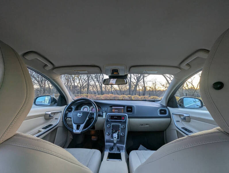 2013 Volvo S60 T5 Premier