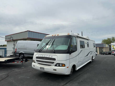 2003 R-Vision STRATUS