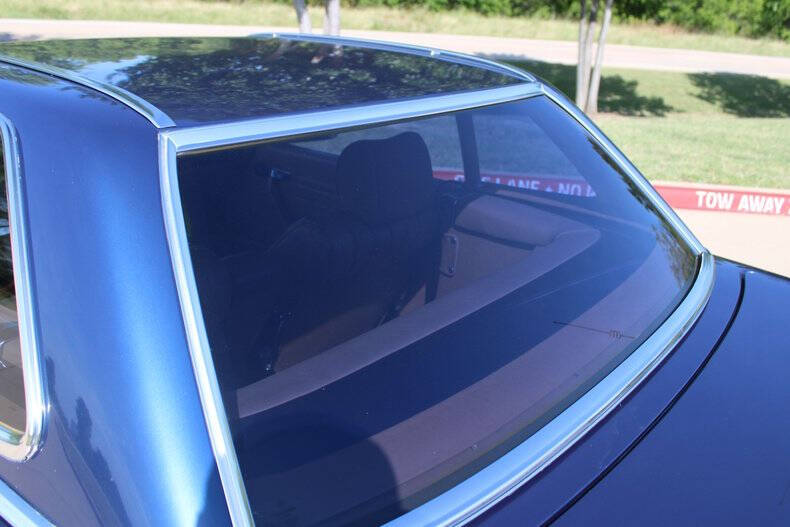 1985 Mercedes-Benz 500-Class